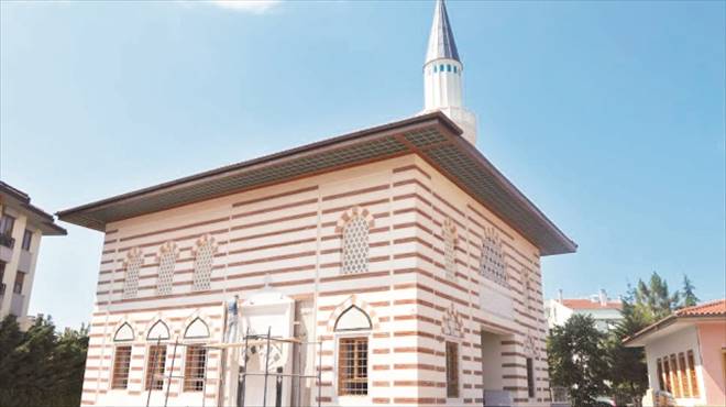 Validebağ Camisi  Kadir Gecesi Açılıyor