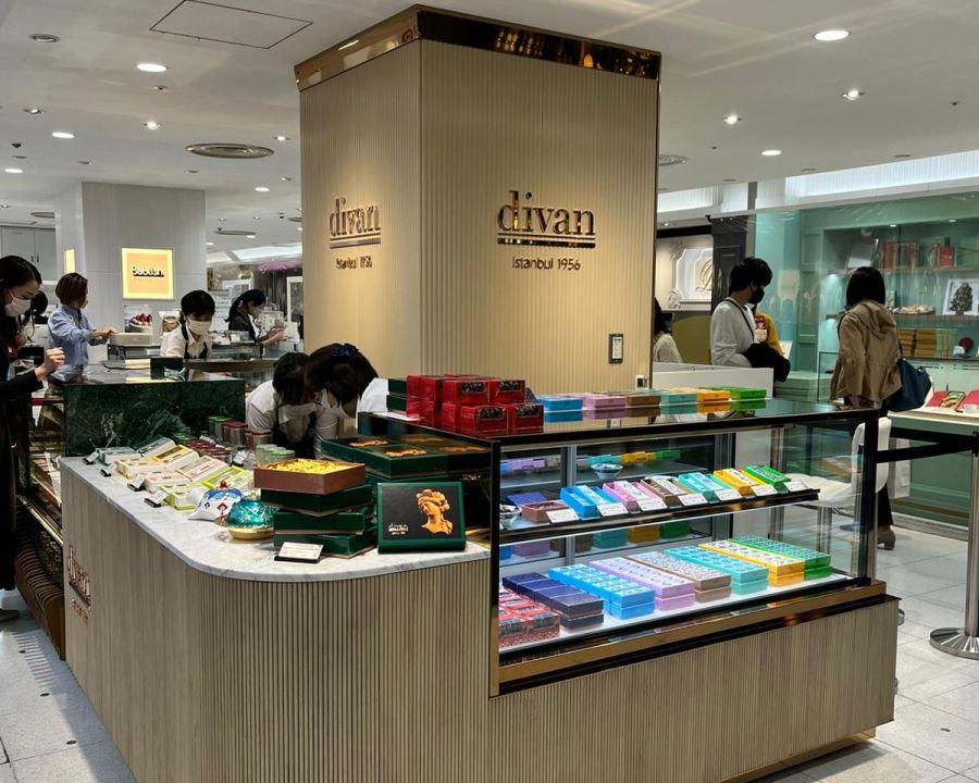 Divan Pastaneleri Benzersiz Lezzetleri ile Tokyo’da