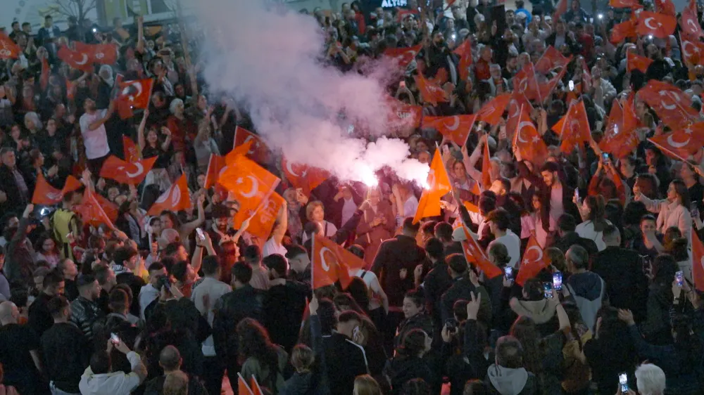 ESİN KÖYMEN MALTEPE’NİN İLK KADIN BELEDİYE BAŞKANI OLDU