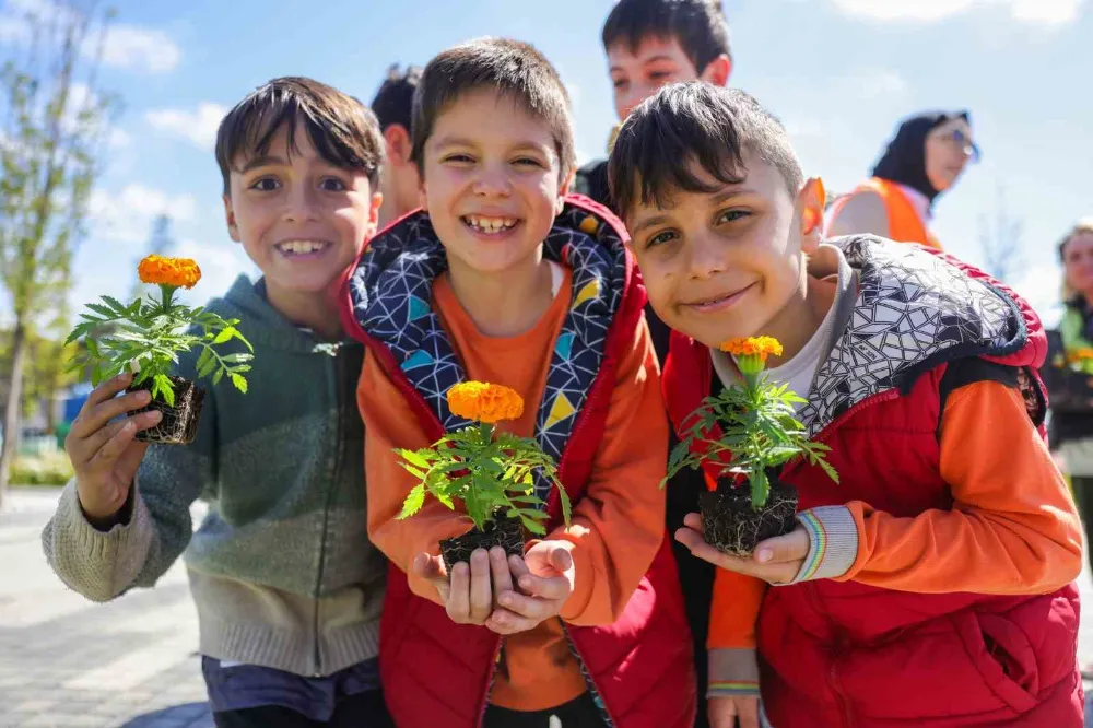 Ümraniye’de minikler toprakla buluştu